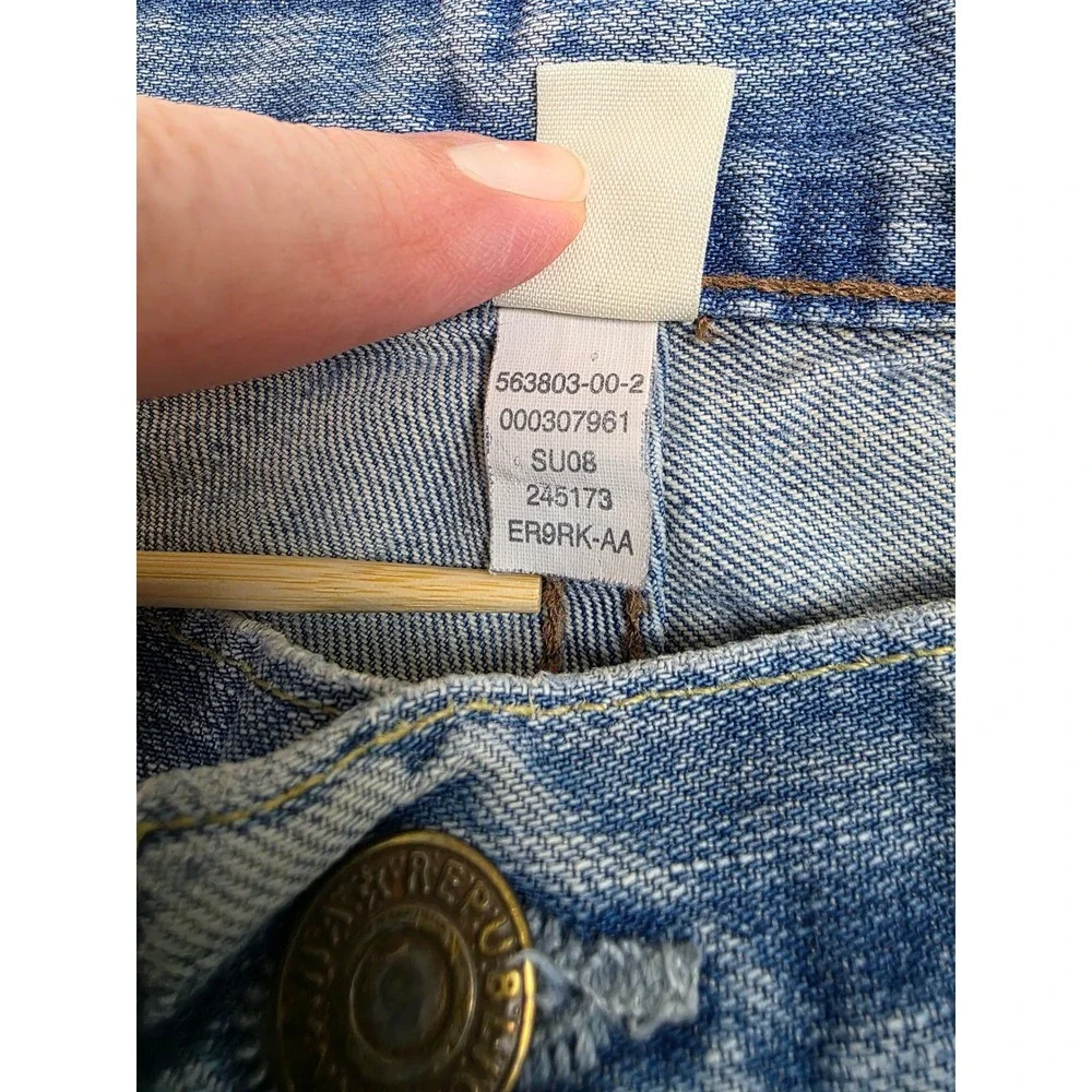 Banana Republic Jeans Mens 36x33 Tag 36x34 Blue Light Wash Straight Leg Distress